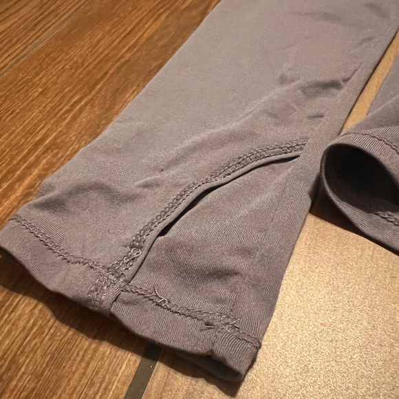 90 Degrees Active Top - Picture 3 of 4